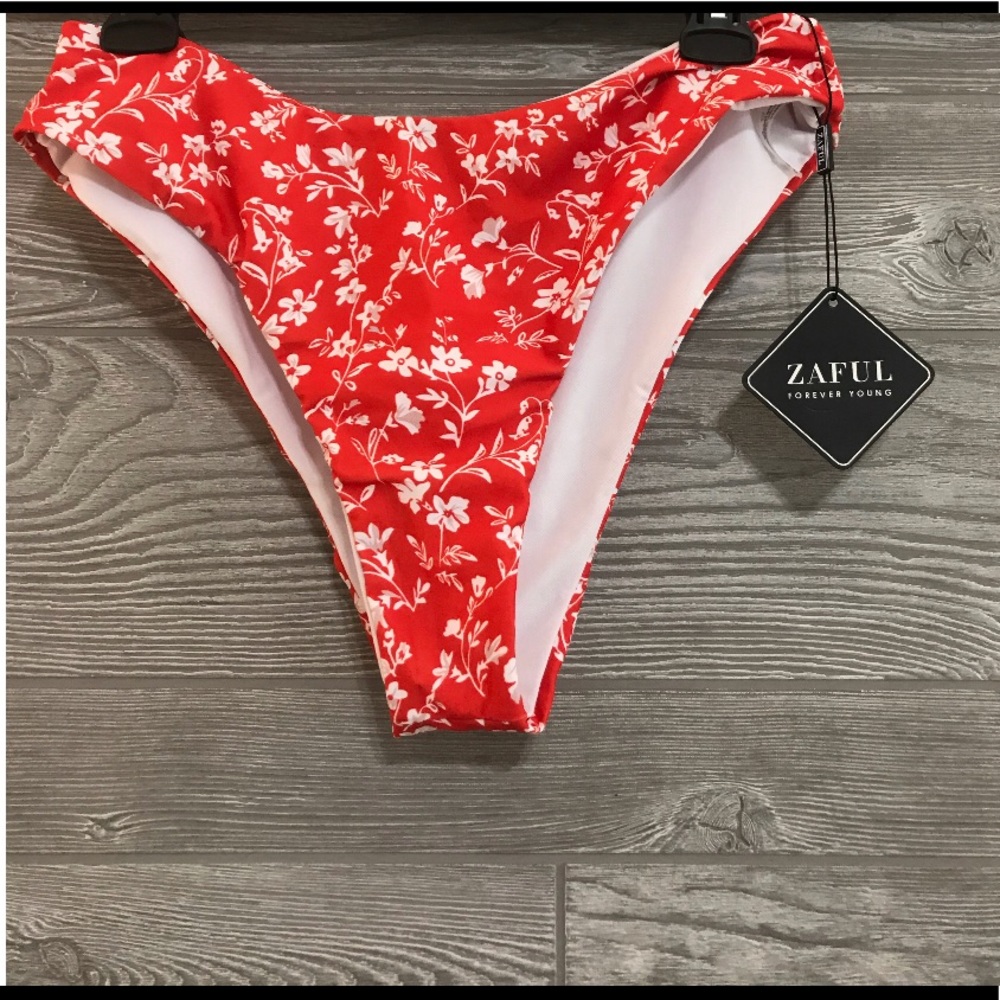 high waist swimsuit bottoms never worn!!